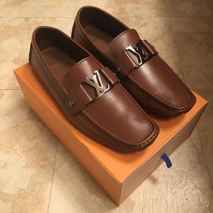 Mens Louis Vuitton Moccasin Sz 8.5